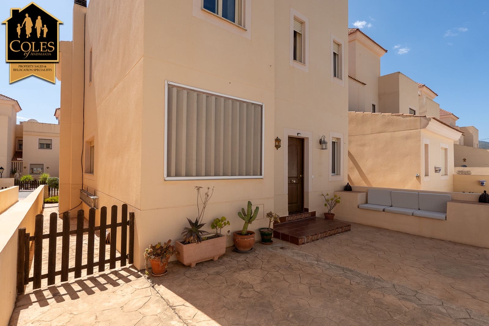 2 bedroom Townhouse for sale in Alfaix with pool garage - € 164,950 (Ref: 9849991)