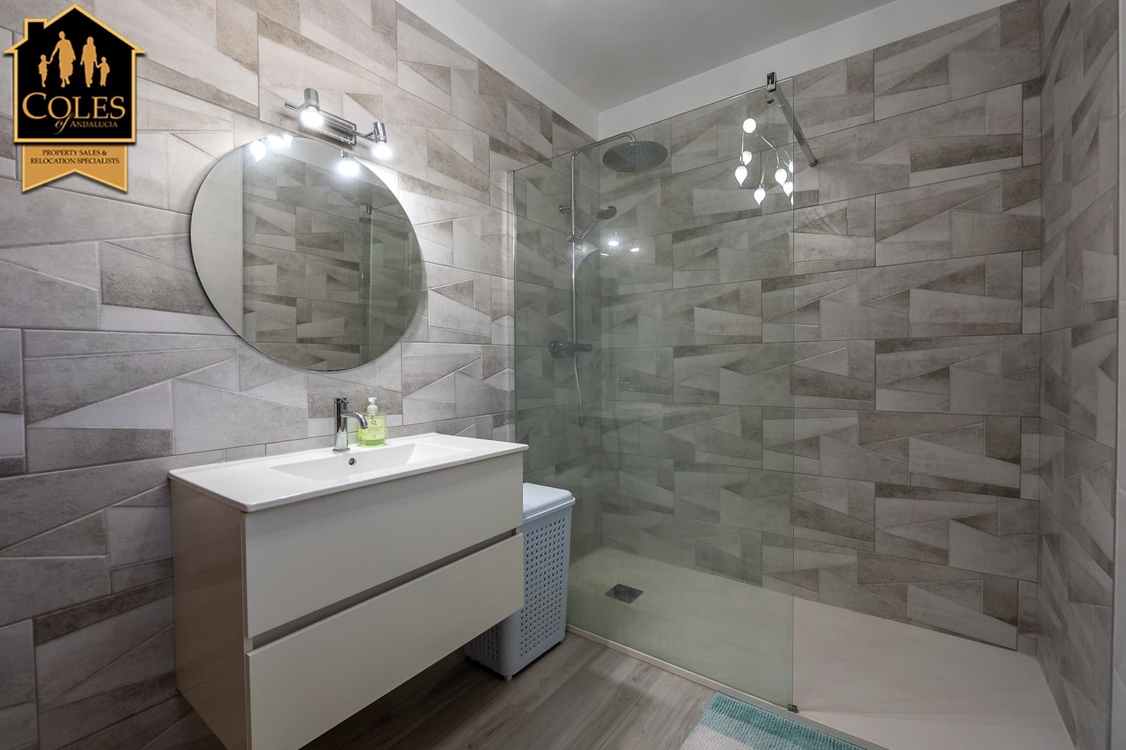 4 slaapkamer Villa te koop in Cantoria met zwembad garage - € 374.950 (Ref: 9862375)