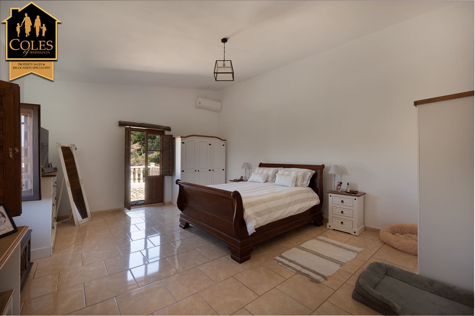 3 sypialnia Finka/Dom wiejski na sprzedaż w Cantoria z basenem garażem - 295 000 € (Ref: 9865884)