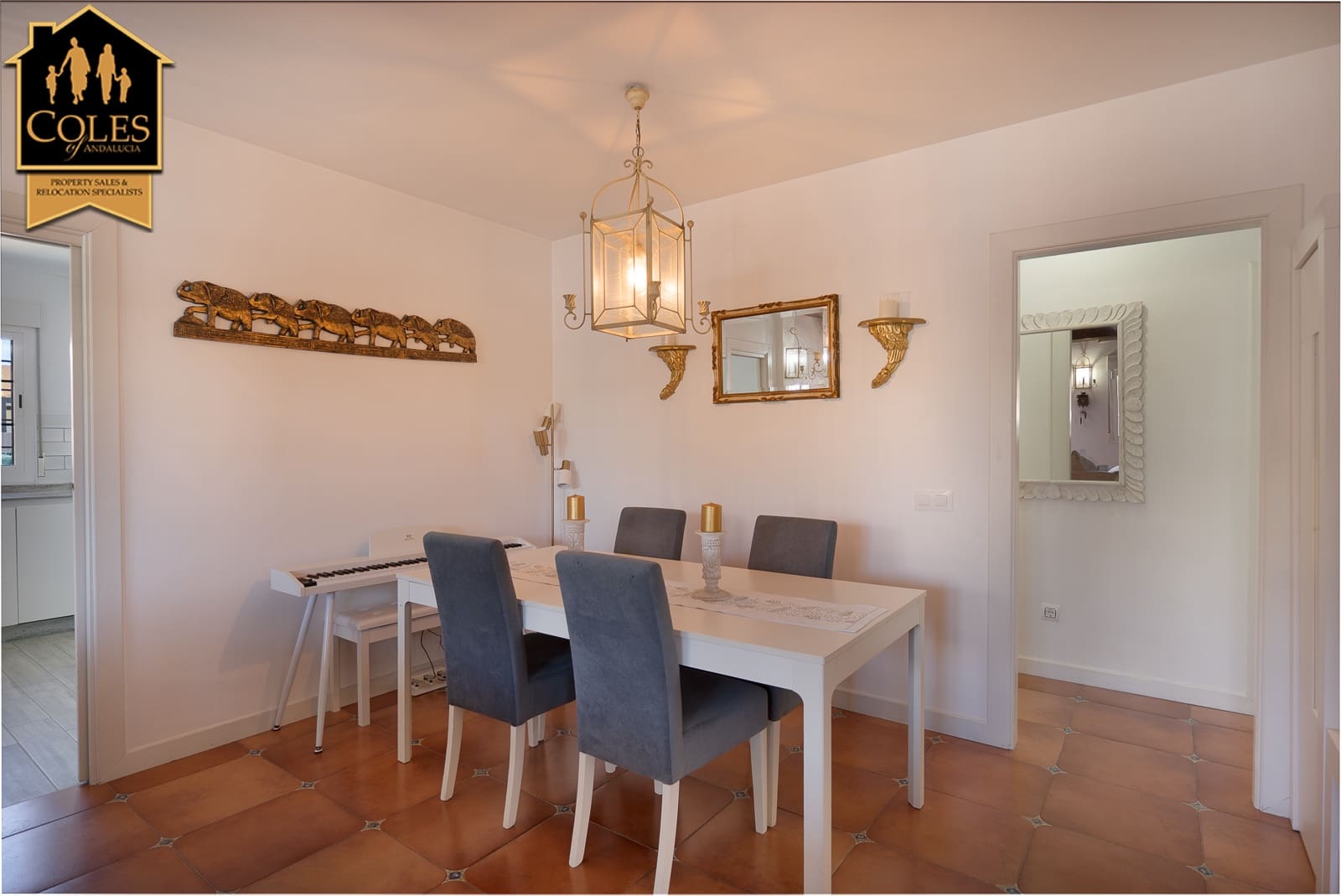 5 soverom Villa til salgs i Turre med svømmebasseng garasje - € 379 950 (Ref: 9874158)
