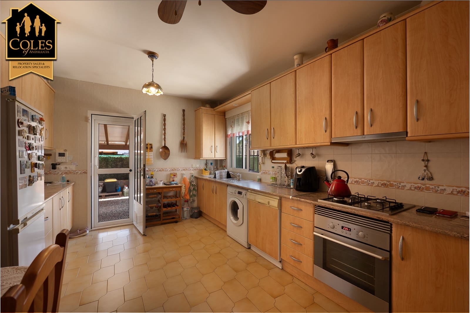 3 bedroom Villa for sale in Arboleas with pool garage - € 299,950 (Ref: 9874159)