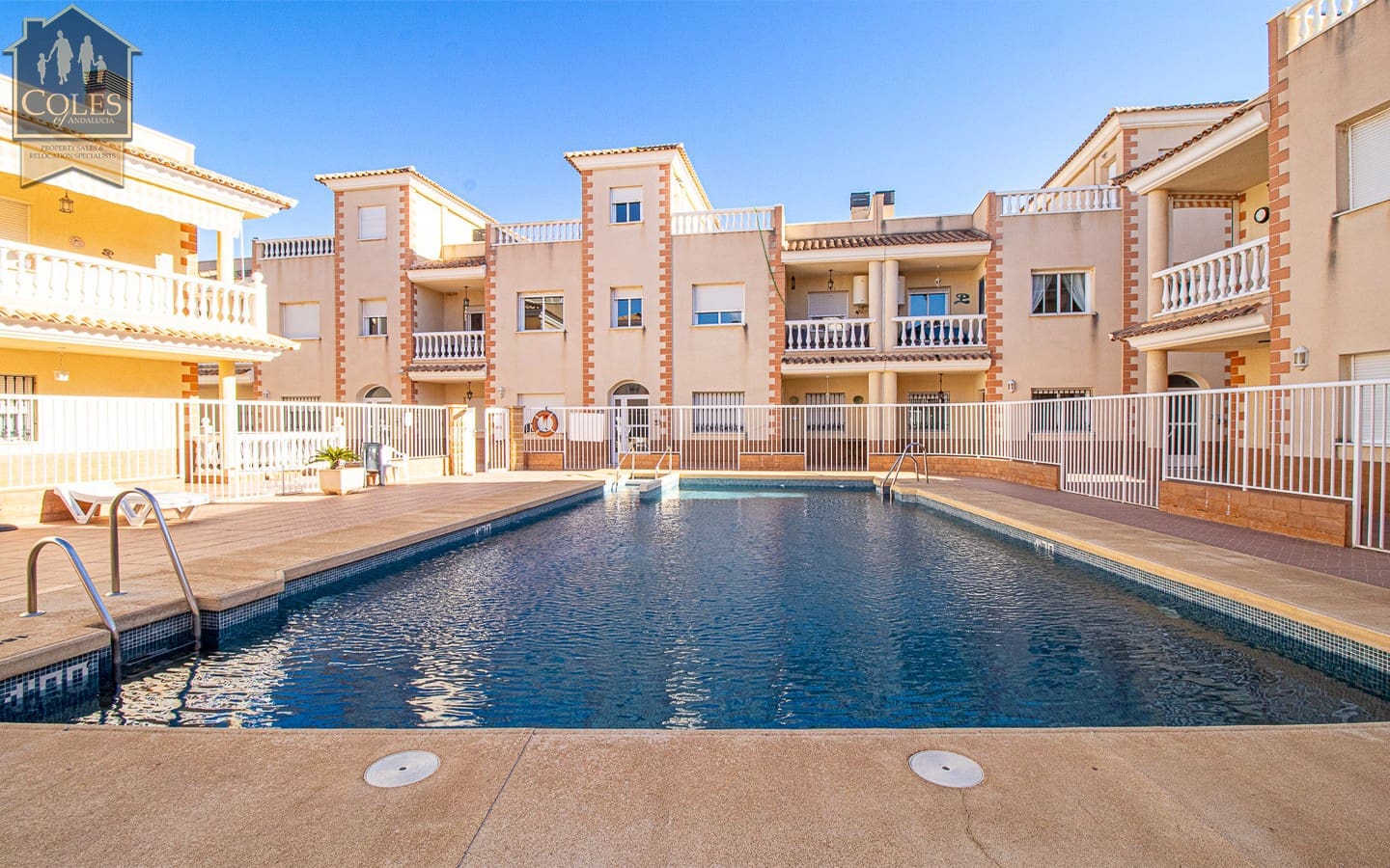 2 chambre Appartement à vendre à Los Lobos avec piscine garage - 97 500 € (Ref: 9885155)