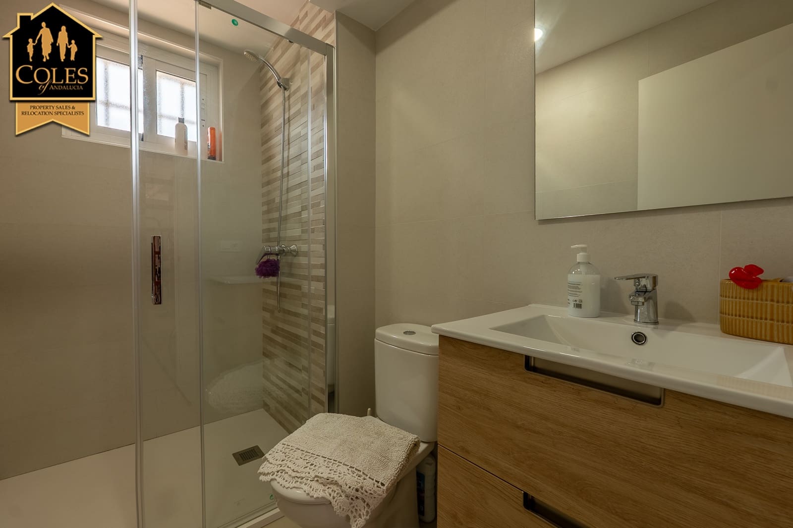 Chalet de 4 habitaciones en Los Gallardos en venta con piscina garaje - 399.995 € (Ref: 9914746)