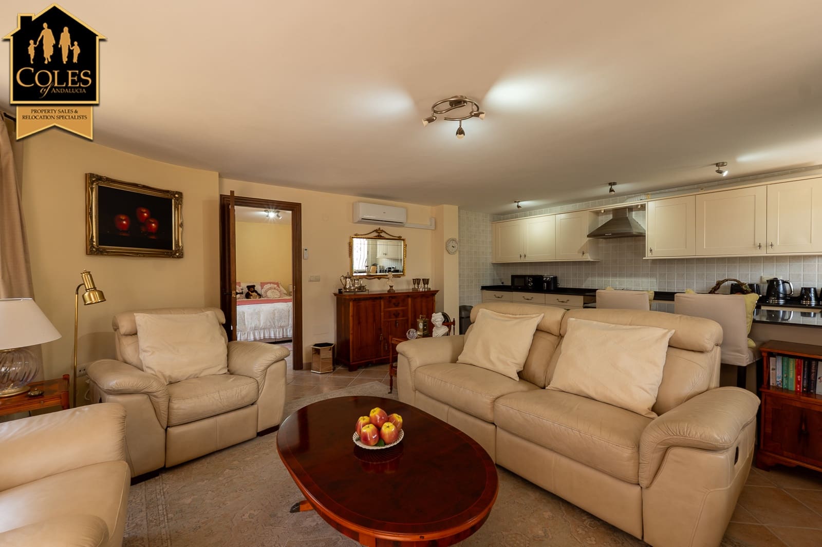 5 bedroom Villa for sale in Cantoria with garage - € 420,000 (Ref: 9914768)