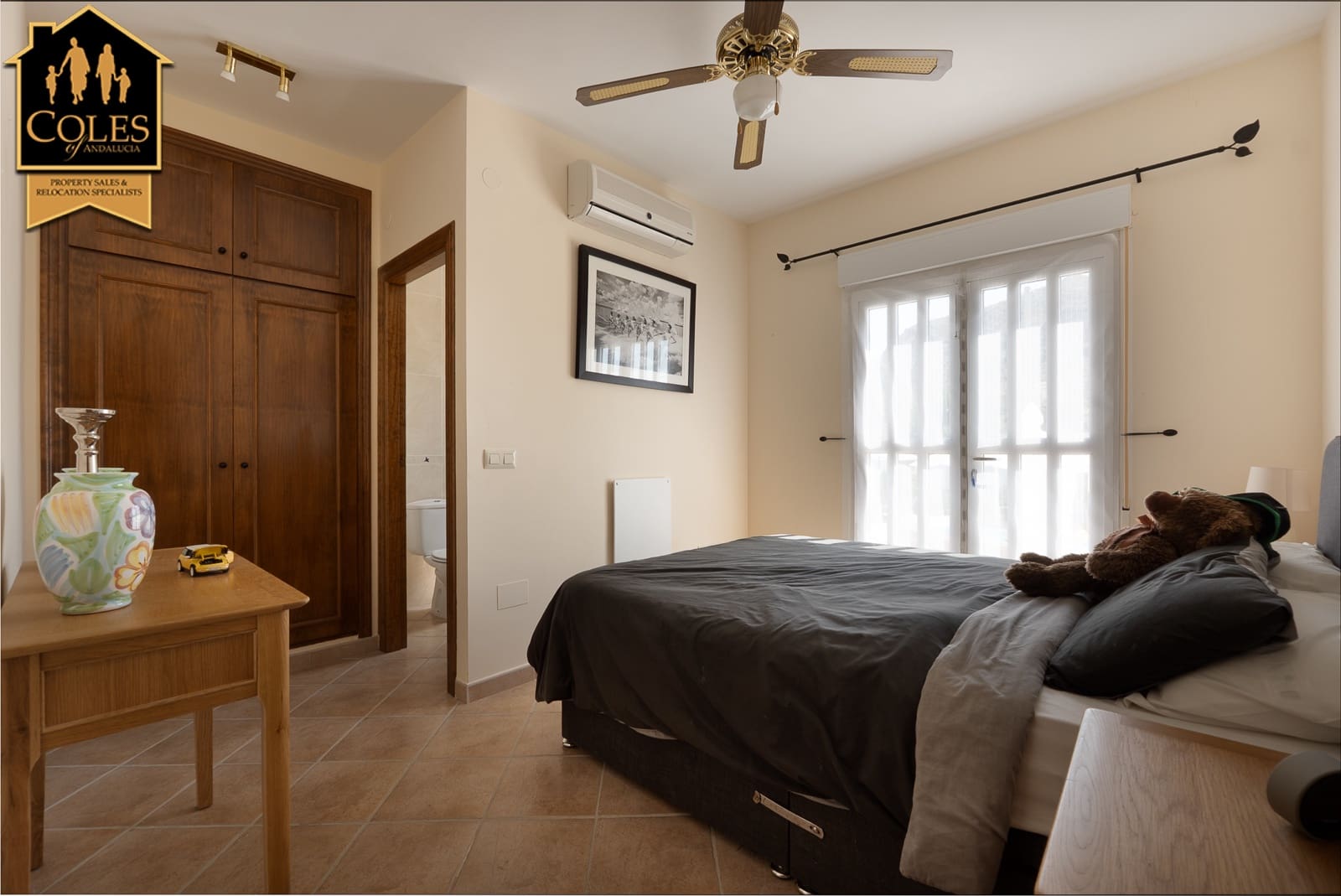 5 bedroom Villa for sale in Cantoria with garage - € 420,000 (Ref: 9914768)