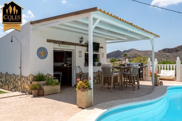 5 bedroom Villa for sale in Cantoria with garage - € 420,000 (Ref: 9914768)