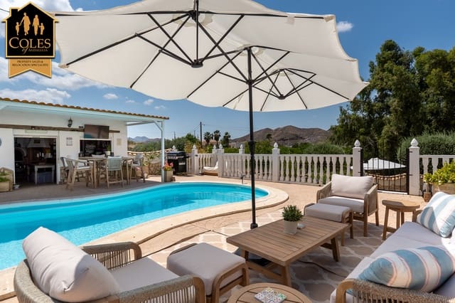 5 bedroom Villa for sale in Cantoria with garage - € 420,000 (Ref: 9914768)