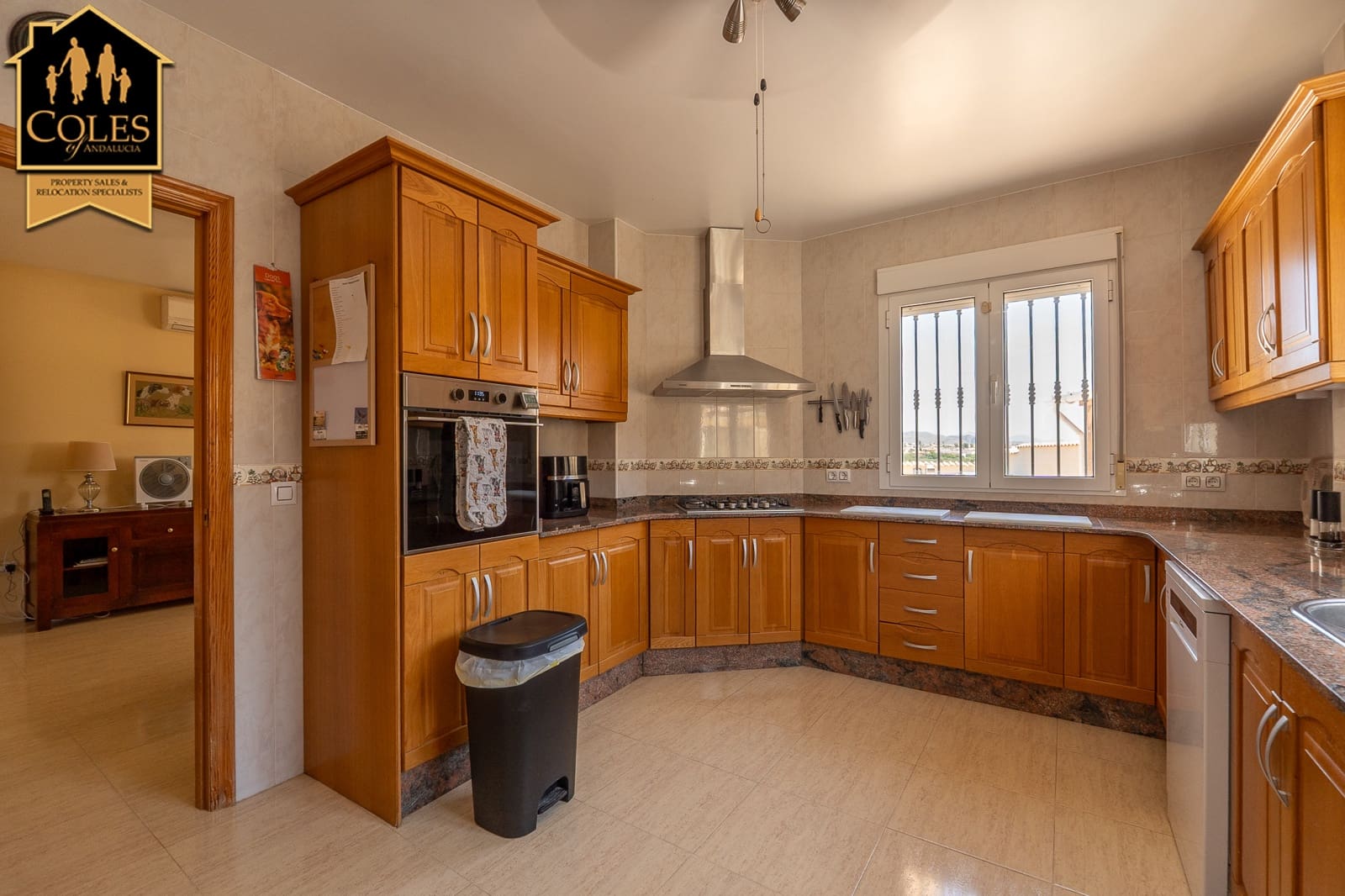 3 sypialnia Willa na sprzedaż w Arboleas z basenem garażem - 315 000 € (Ref: 9922860)