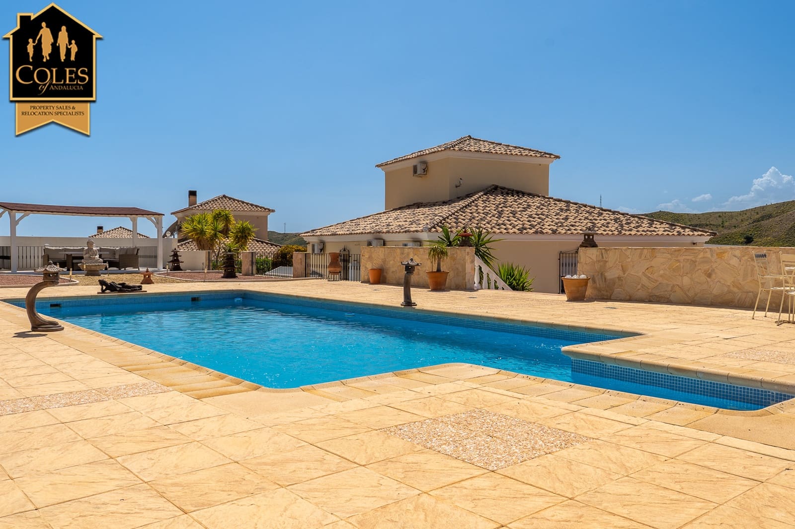 5 bedroom Villa for sale in Huercal-Overa with pool garage - € 367,500 (Ref: 9922888)