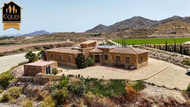 4 soverom Villa til salgs i La Muleria, Cuevas del Almanzora med garasje - € 249 995 (Ref: 9944319)