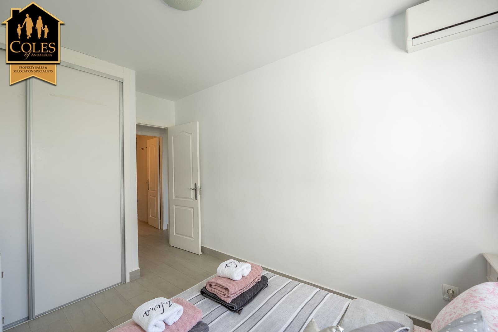2 sypialnia Apartament przy plaży na sprzedaż w Mojacar z basenem garażem - 284 950 € (Ref: 9944379)