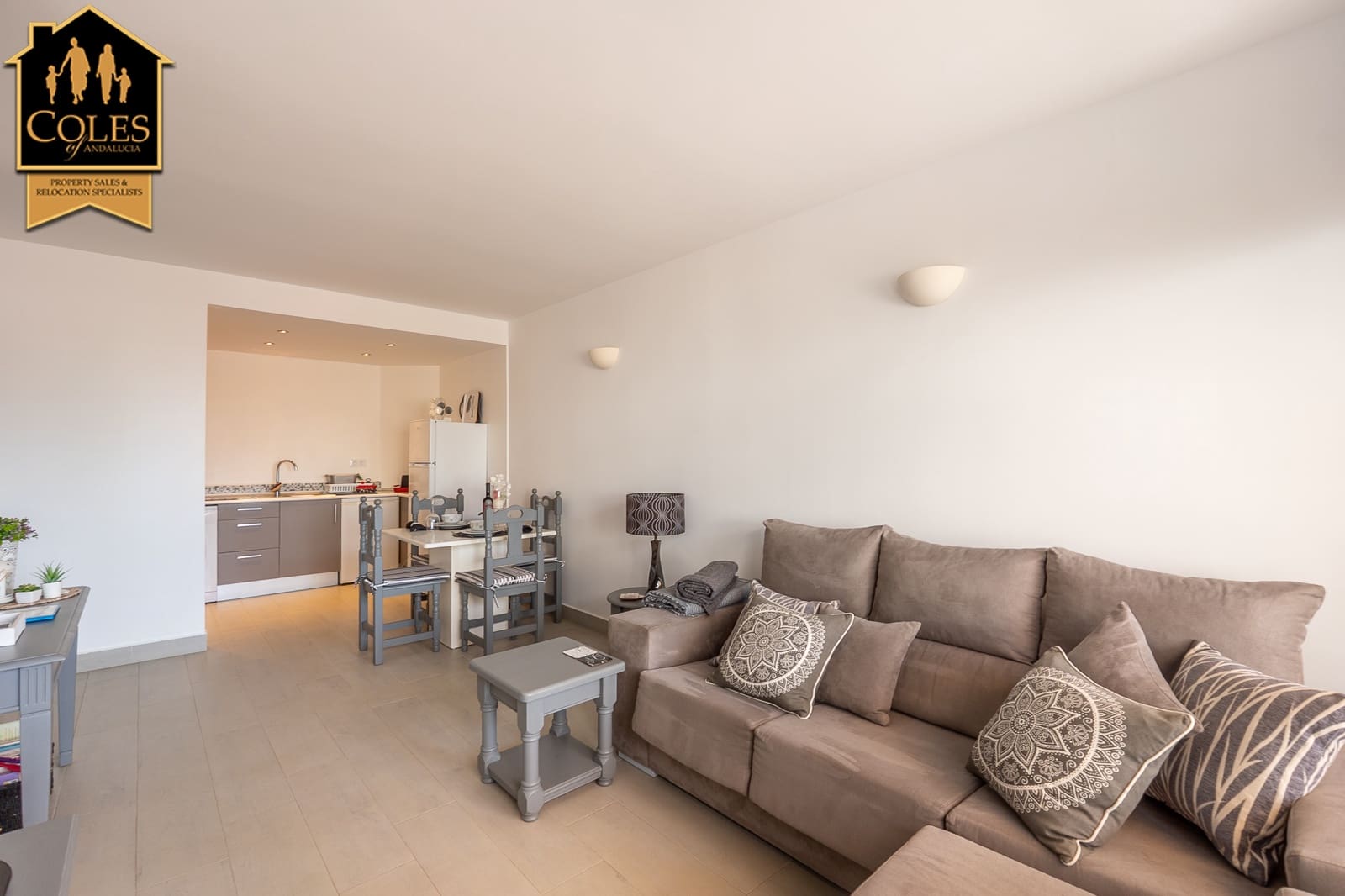 2 sypialnia Apartament przy plaży na sprzedaż w Mojacar z basenem garażem - 284 950 € (Ref: 9944379)