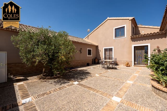 4 soverom Villa til salgs i Lorca med svømmebasseng garasje - € 385 000 (Ref: 9946266)