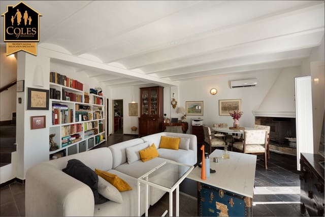 Casa de 3 habitaciones en Mojácar en venta - 450.000 € (Ref: 9961459)