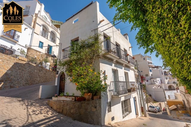 Casa de 3 habitaciones en Mojácar en venta - 450.000 € (Ref: 9961459)