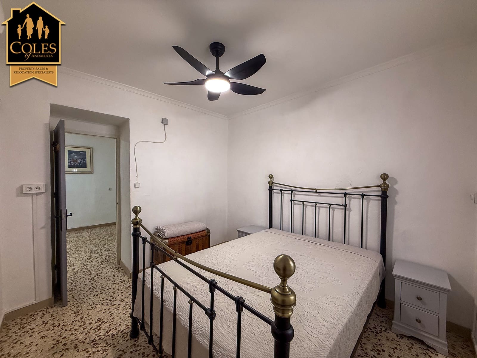 5 soverom Hus til salgs i Cariatiz med garasje - € 114 950 (Ref: 9968633)