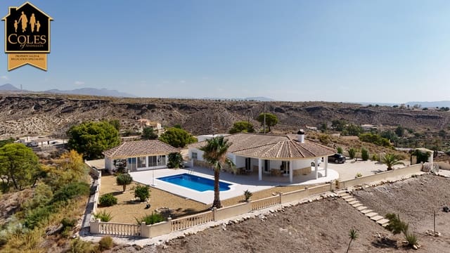 5 soveværelse Villa til salg i Partaloa med swimmingpool garage - € 329.995 (Ref: 9973752)