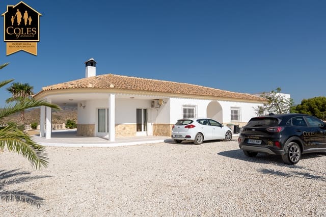5 soveværelse Villa til salg i Partaloa med swimmingpool garage - € 329.995 (Ref: 9973752)