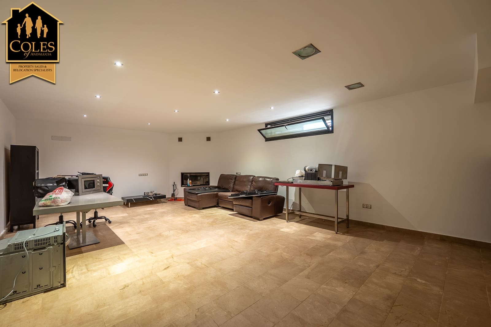 4 soveværelse Villa til salg i Los Gallardos med swimmingpool - € 459.000 (Ref: 9977847)