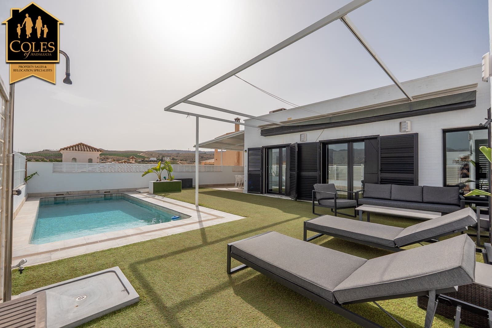4 soveværelse Villa til salg i Los Gallardos med swimmingpool - € 459.000 (Ref: 9977847)