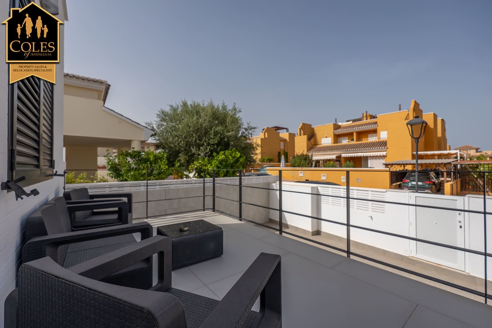 4 soveværelse Villa til salg i Los Gallardos med swimmingpool - € 459.000 (Ref: 9977847)