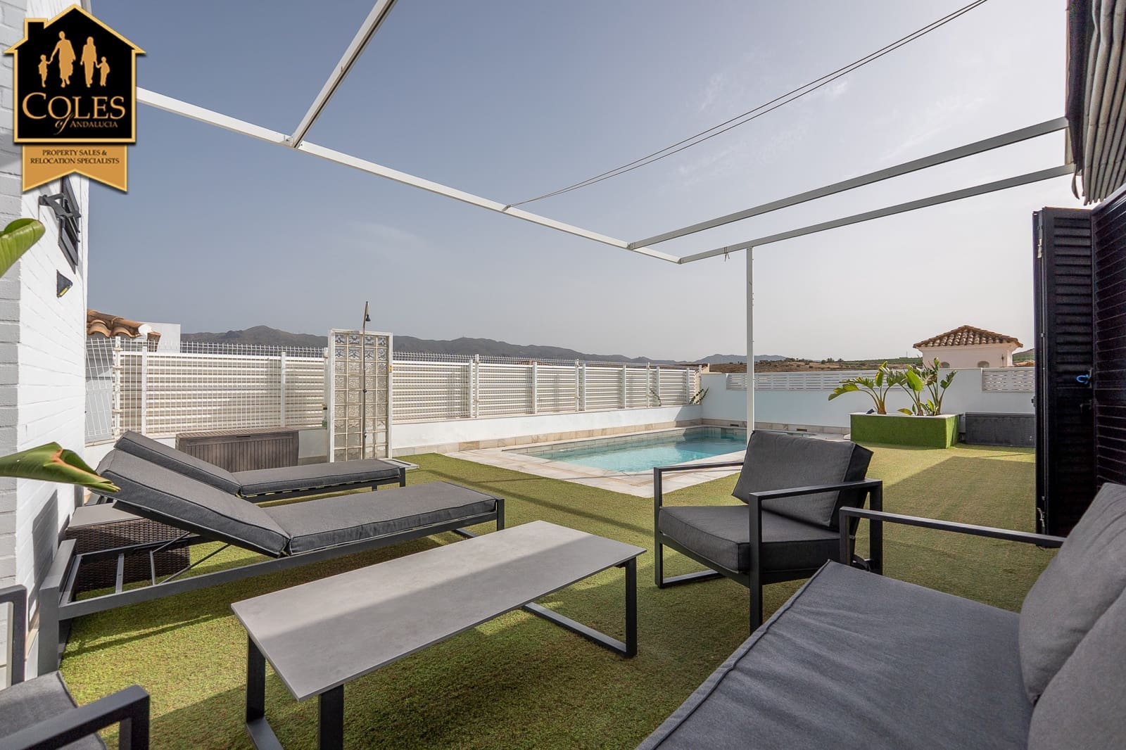 4 soveværelse Villa til salg i Los Gallardos med swimmingpool - € 459.000 (Ref: 9977847)