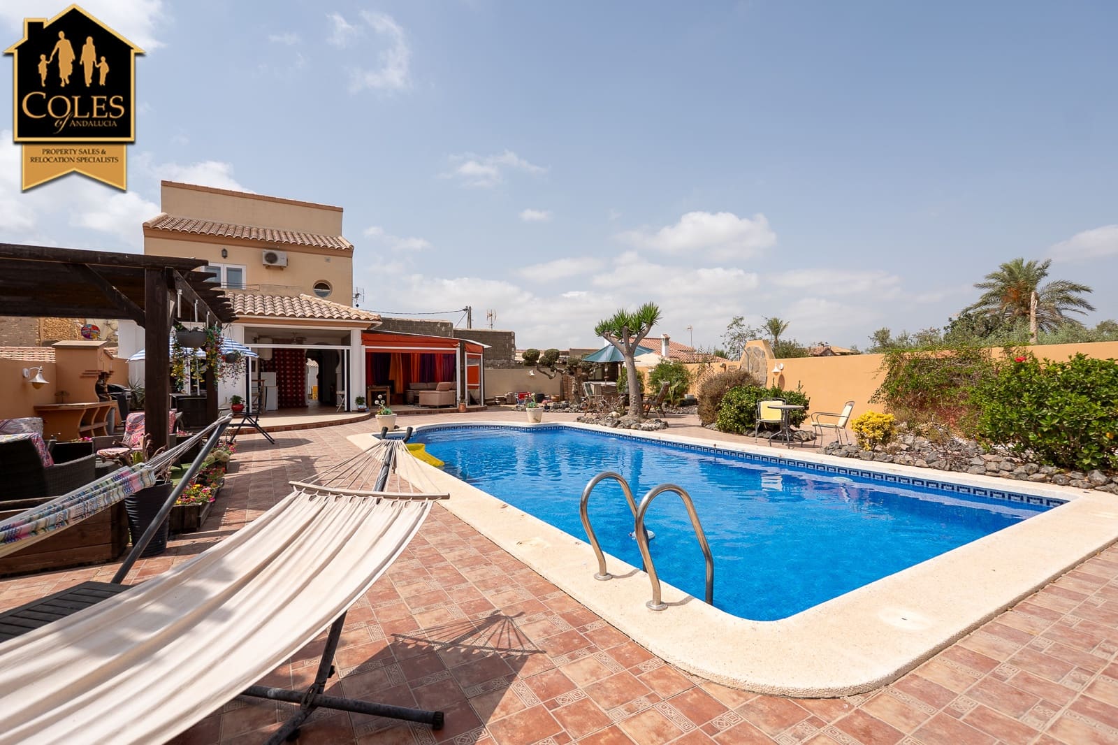 3 quarto Moradia para venda em Cuevas del Almanzora com piscina garagem - 299 950 € (Ref: 9987233)