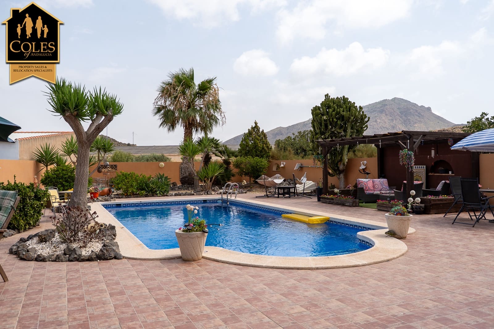 3 quarto Moradia para venda em Cuevas del Almanzora com piscina garagem - 299 950 € (Ref: 9987233)