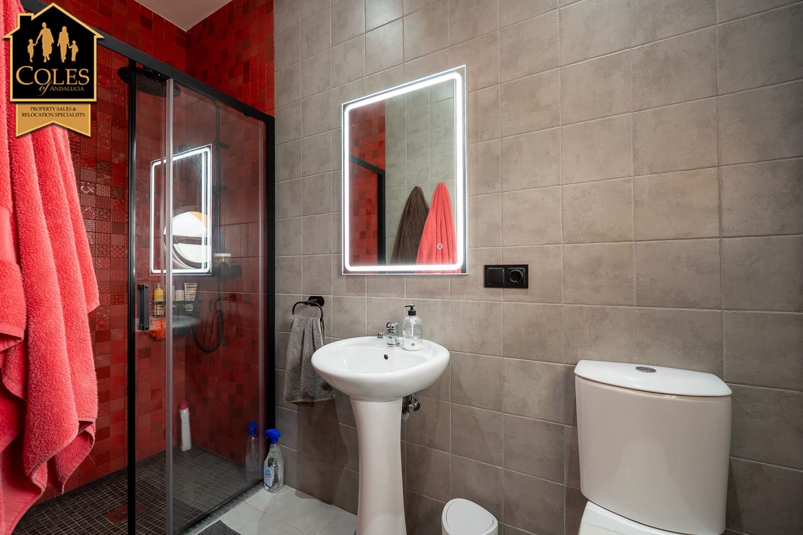 3 quarto Moradia para venda em Cuevas del Almanzora com piscina garagem - 299 950 € (Ref: 9987233)