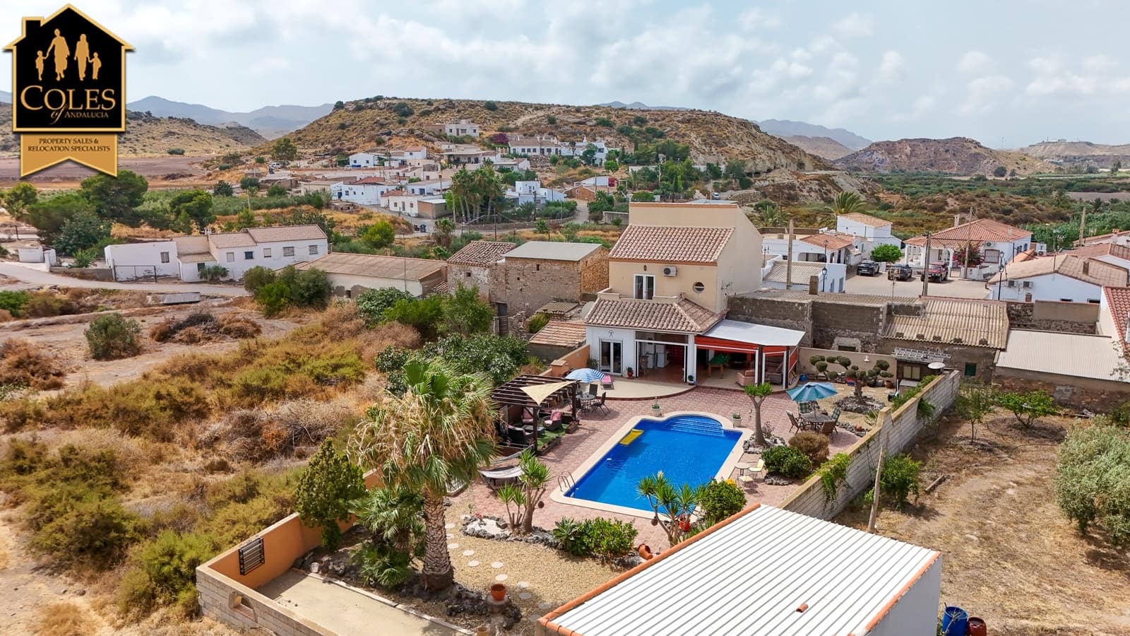 3 quarto Moradia para venda em Cuevas del Almanzora com piscina garagem - 299 950 € (Ref: 9987233)