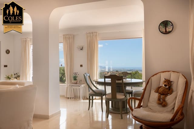 4 slaapkamer Villa te koop in Bédar met zwembad garage - € 399.000 (Ref: 9989421)