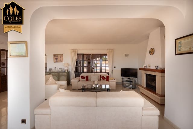 4 slaapkamer Villa te koop in Bédar met zwembad garage - € 399.000 (Ref: 9989421)