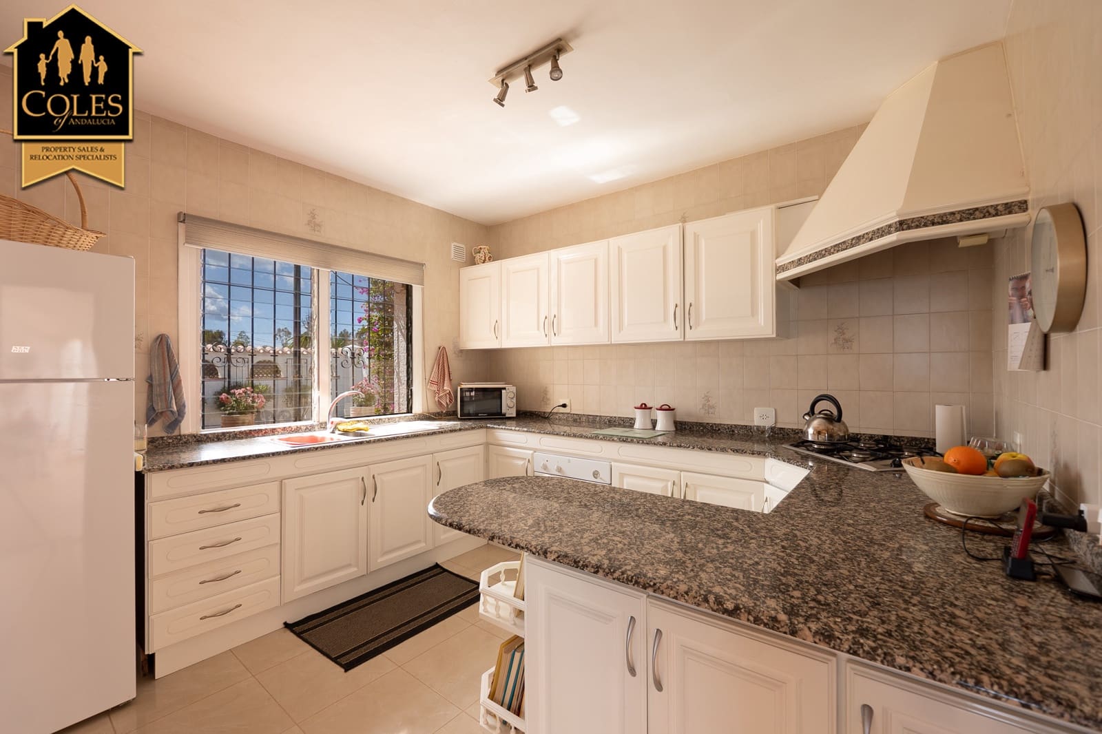4 slaapkamer Villa te koop in Bedar met zwembad garage - € 399.000 (Ref: 9989421)