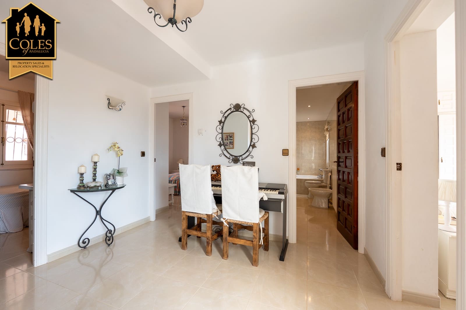 4 slaapkamer Villa te koop in Bedar met zwembad garage - € 399.000 (Ref: 9989421)
