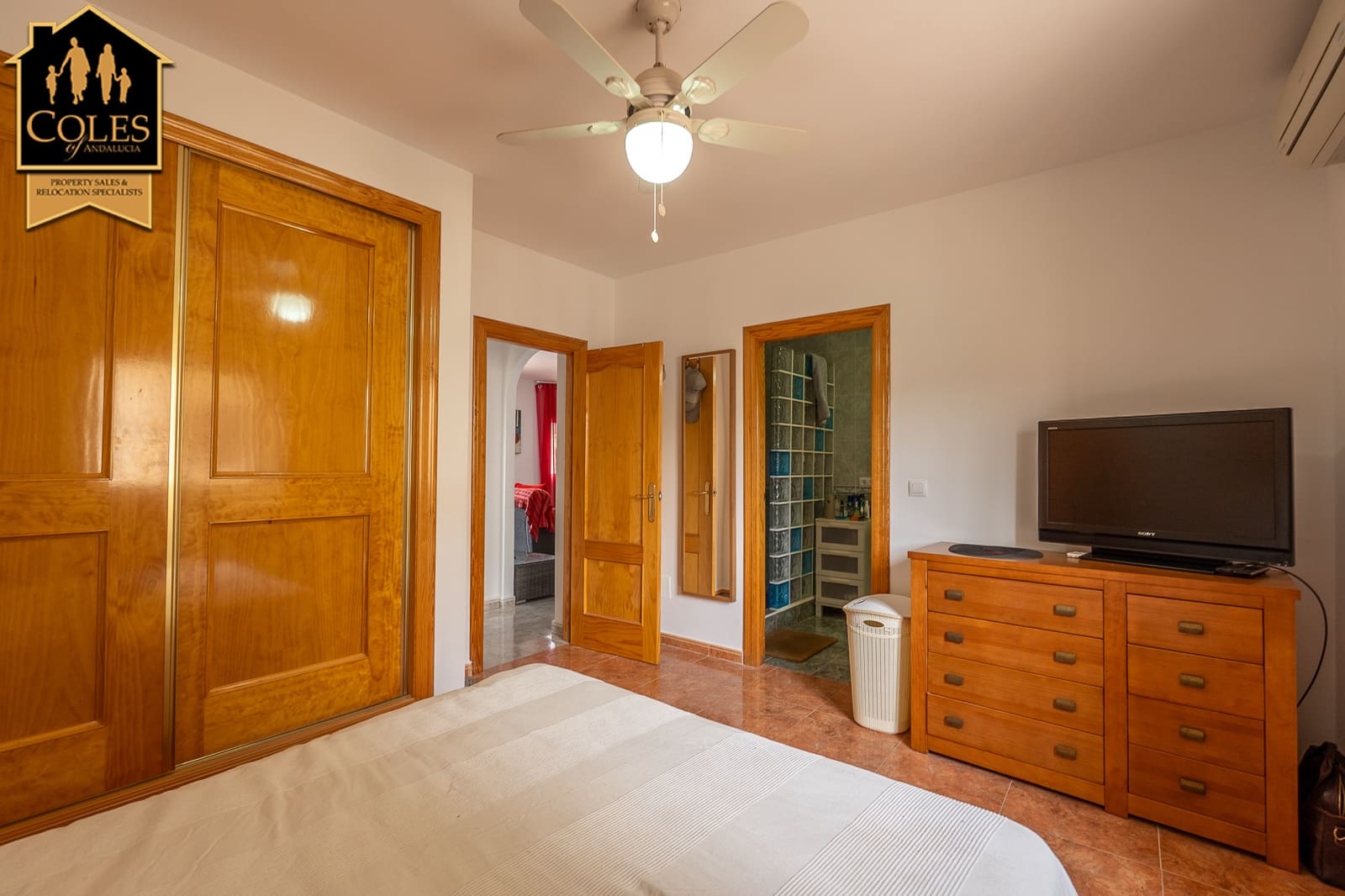 Chalet de 3 habitaciones en Arboleas en venta con piscina garaje - 259.999 € (Ref: 9991811)