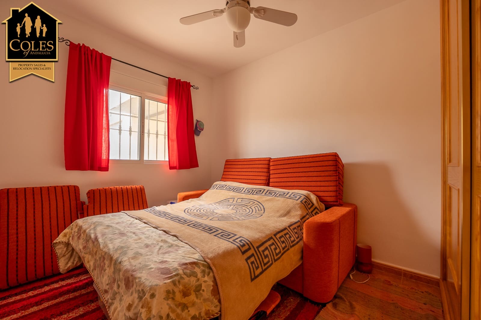 Chalet de 3 habitaciones en Arboleas en venta con piscina garaje - 259.999 € (Ref: 9991811)