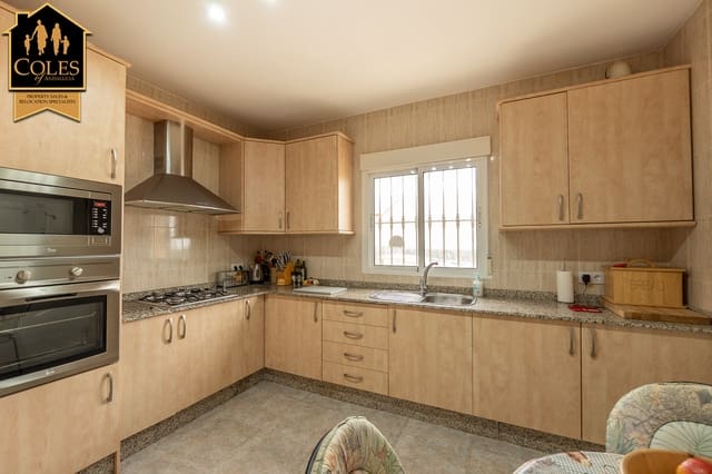 3 slaapkamer Villa te koop in Arboleas met zwembad garage - € 259.999 (Ref: 9991811)