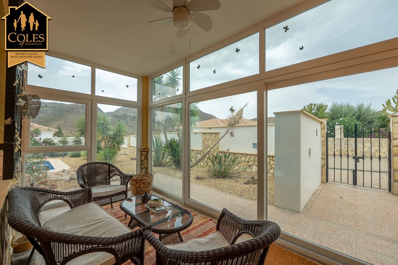 Chalet de 3 habitaciones en Arboleas en venta con piscina garaje - 259.999 € (Ref: 9991811)