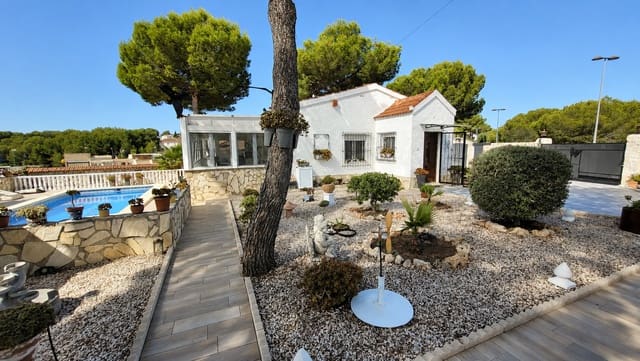 3 quarto Moradia para venda em Pinar de Campoverde, Pilar de la Horadada com piscina - 399 900 € (Ref: 10048395)