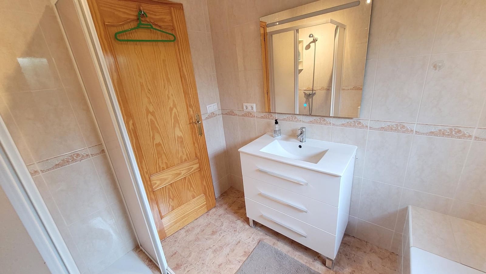 3 makuuhuone Huvila myytävänä paikassa Pinar de Campoverde mukana uima-altaan - 325 000 € (Ref: 8546403)