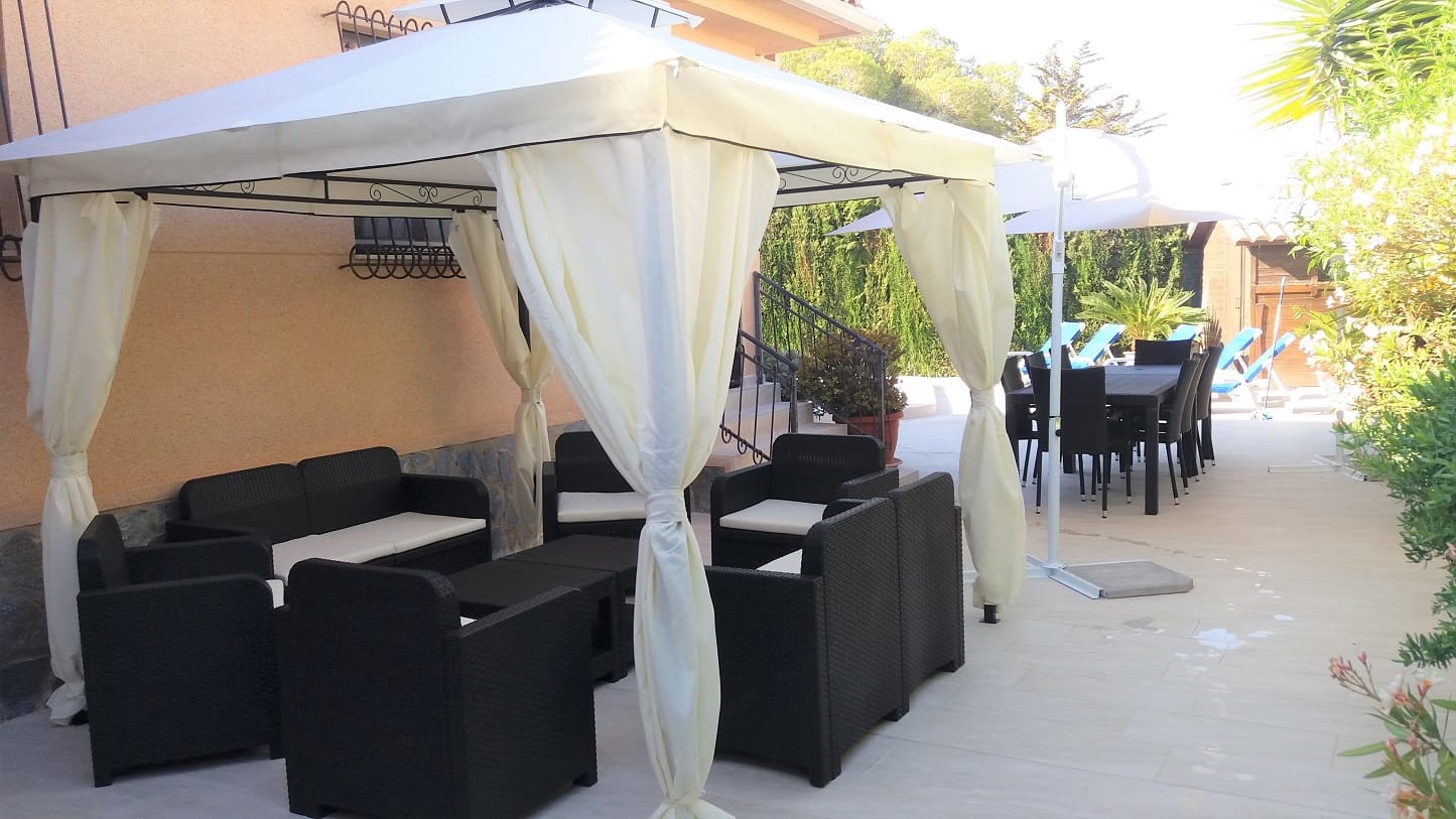 3 makuuhuone Huvila myytävänä paikassa Pinar de Campoverde mukana uima-altaan - 325 000 € (Ref: 8546403)