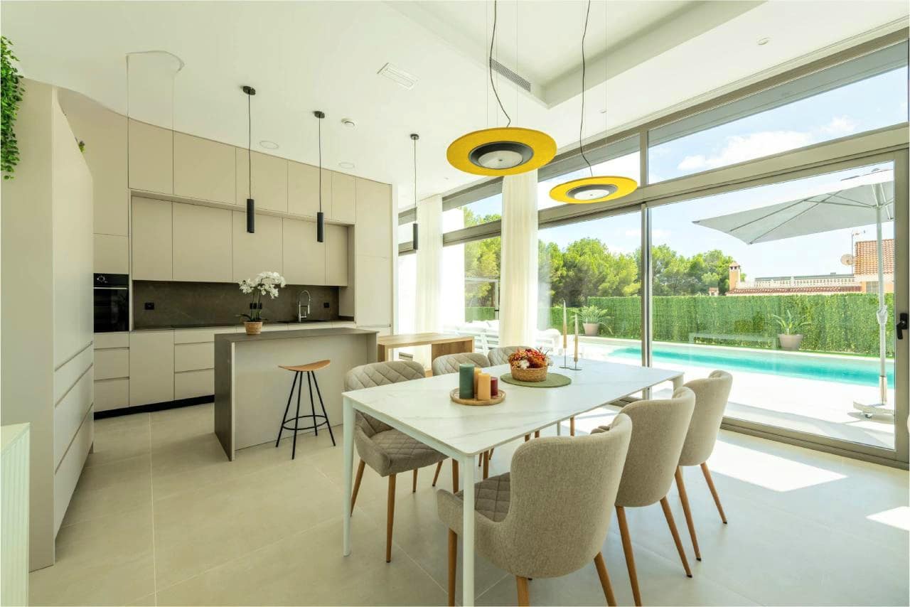 3 Zimmer Villa zu verkaufen in Pinar de Campoverde mit Pool Garage - 750.000 € (Ref: 8853190)