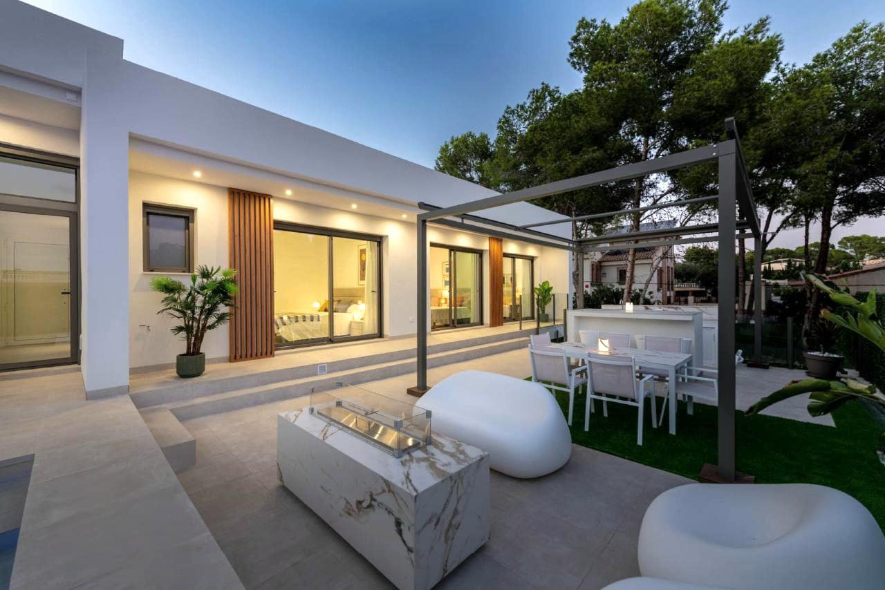 3 Zimmer Villa zu verkaufen in Pinar de Campoverde mit Pool Garage - 750.000 € (Ref: 8853190)