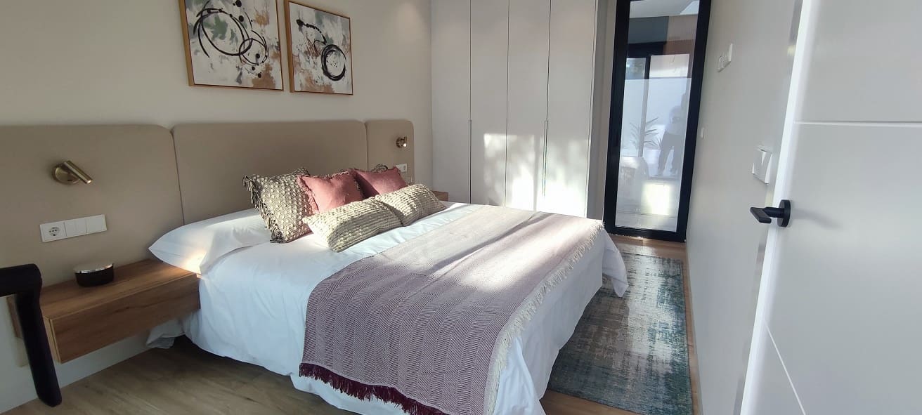 3 quarto Moradia para venda em Torre de la Horadada com piscina garagem - 628 000 € (Ref: 8853191)