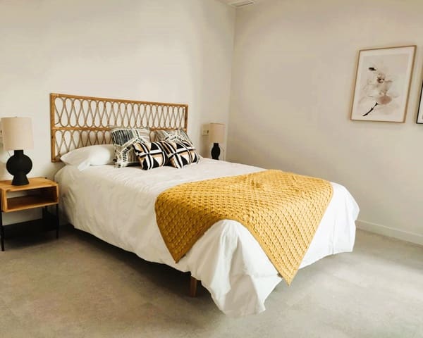 Bungalow de 2 habitaciones en Pilar de la Horadada en venta con piscina garaje - 259.900 € (Ref: 8853202)