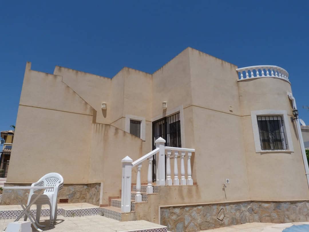 3 chambre Villa/Maison à vendre à Pinar de Campoverde avec piscine - 249 000 € (Ref: 8949764)