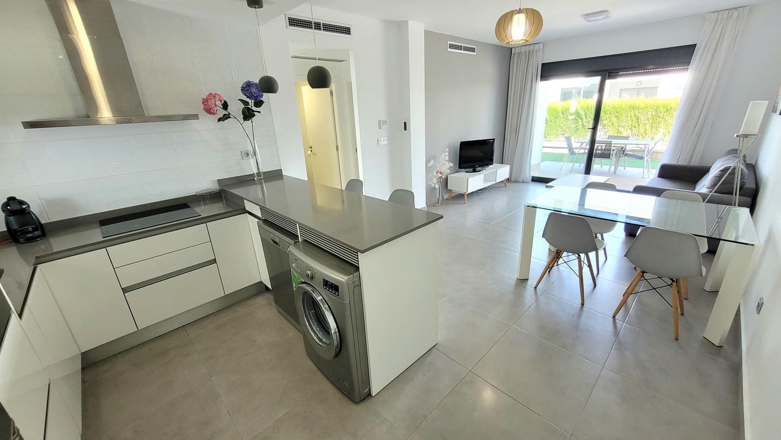 2 bedroom Apartment for sale in Pilar de la Horadada with pool garage - € 199,500 (Ref: 8977516)