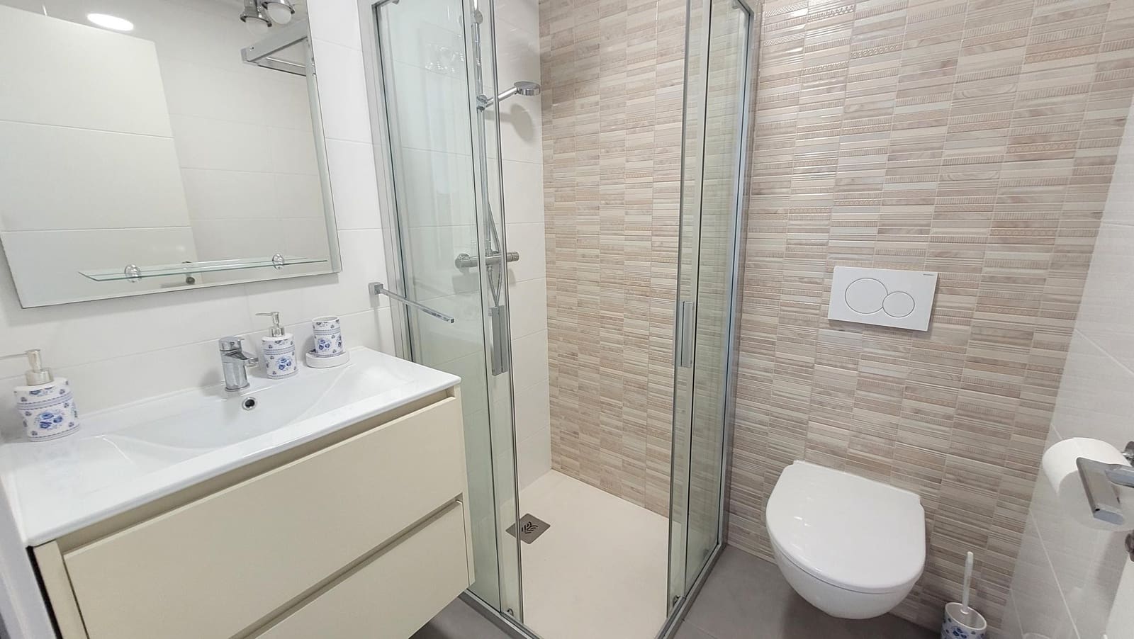 2 bedroom Apartment for sale in Pilar de la Horadada with pool garage - € 199,500 (Ref: 8977516)