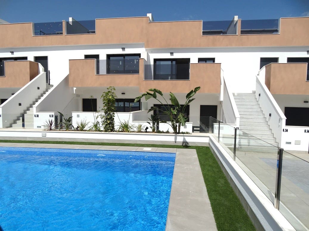 2 bedroom Apartment for sale in Pilar de la Horadada with pool garage - € 215,000 (Ref: 9105874)