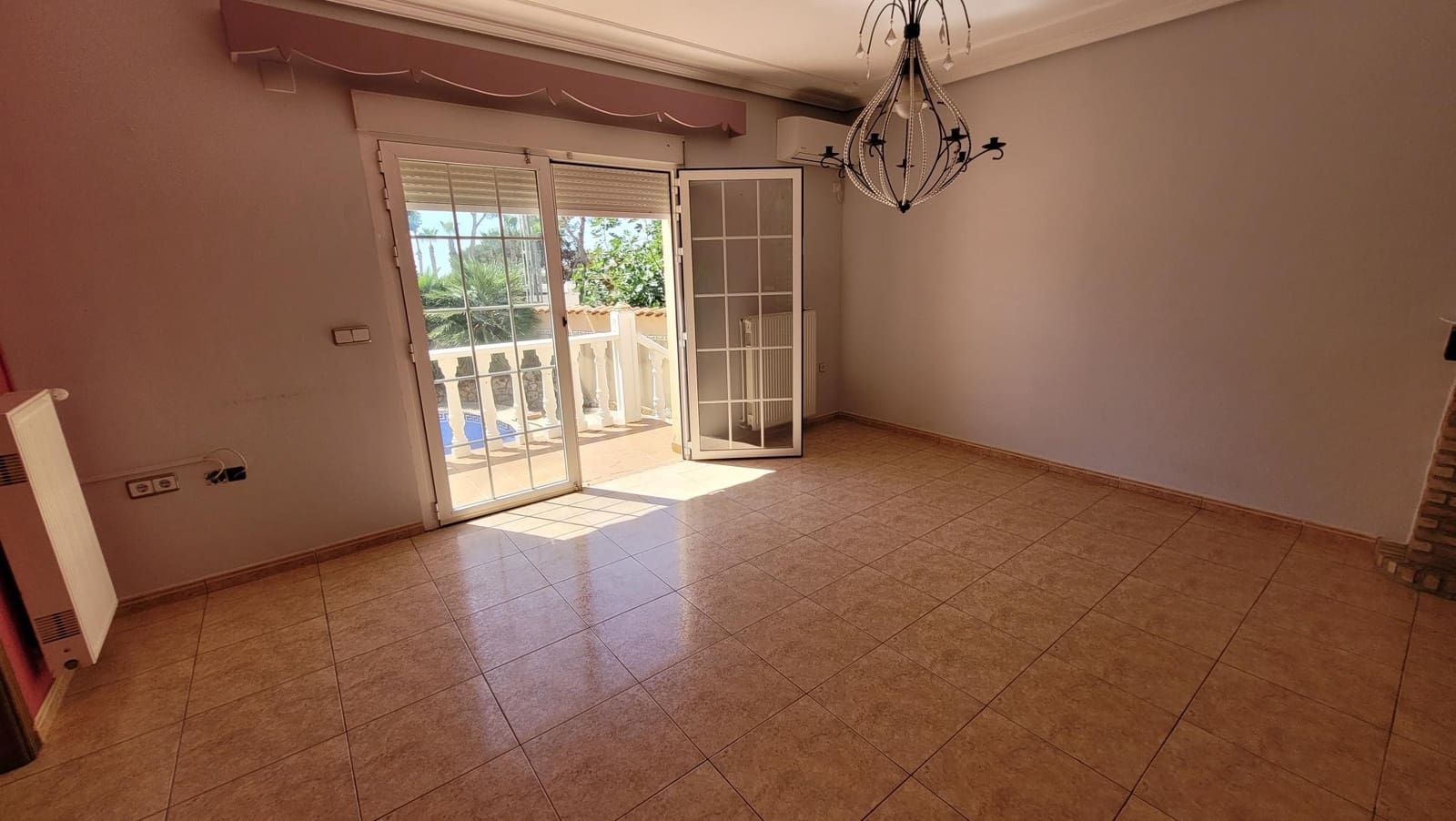 5 chambre Villa/Maison à vendre à Pinar de Campoverde avec piscine garage - 480 000 € (Ref: 9109511)